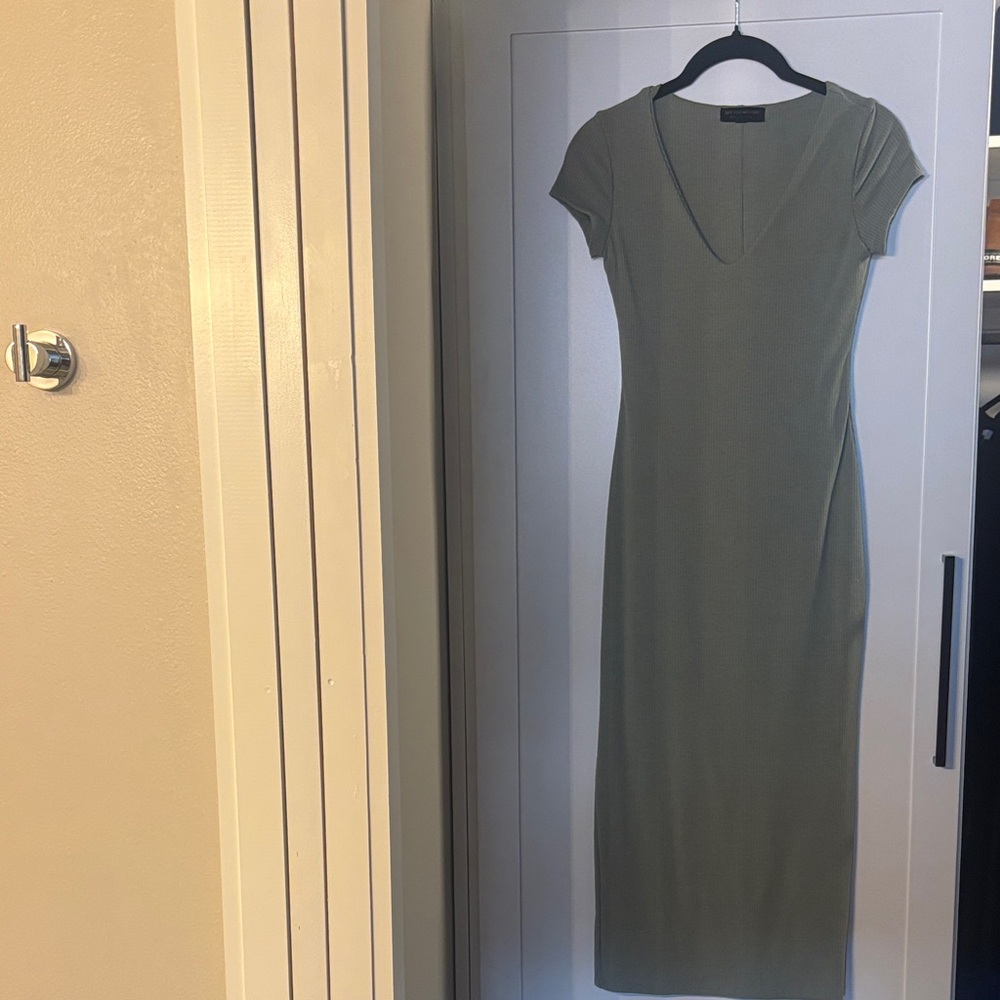 See You Monday Women's Sage Green V-Neck Ribbed Maxi Dress